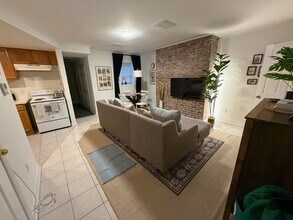 135 Sussex St in Jersey City, NJ - Building Photo - Building Photo