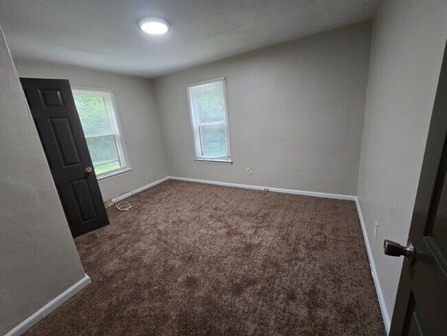 9701 Green Valley Dr in St. Louis, MO - Building Photo - Building Photo