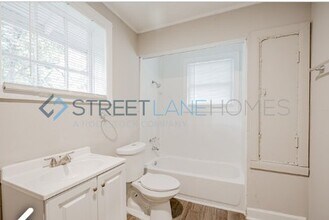 605 S Lee St in Lagrange, GA - Building Photo - Building Photo