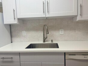 1139 Town Center Dr in Jupiter, FL - Building Photo - Building Photo