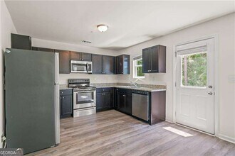 631 Carlton Pointe Dr in Palmetto, GA - Building Photo - Building Photo