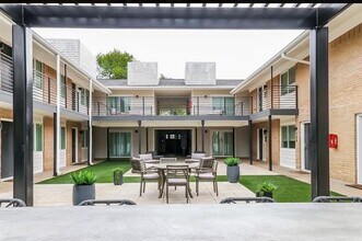 425 N Rosemont Ave in Dallas, TX - Building Photo - Building Photo