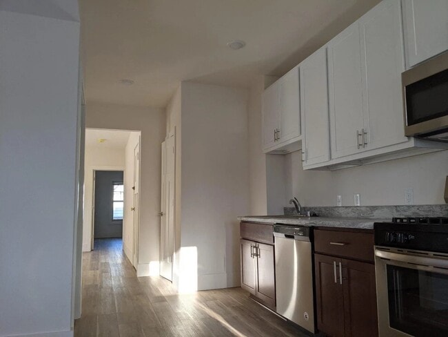 823 E Johnson St, Unit 1 in Madison, WI - Building Photo - Building Photo