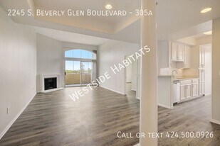 2245 S Beverly Glen Blvd in Los Angeles, CA - Building Photo