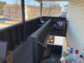 21 Weitz St, Unit 3 in Boston, MA - Building Photo - Building Photo