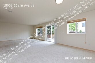 18058 169th Ave SE in Renton, WA - Building Photo - Building Photo
