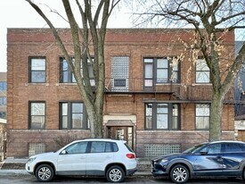 2821 W Shakespeare Ave in Chicago, IL - Building Photo