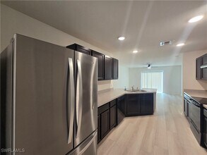 120 NW 25th Ave in Cape Coral, FL - Building Photo - Building Photo