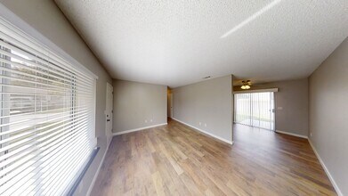 12323 Ross Pl in Yucaipa, CA - Building Photo - Building Photo