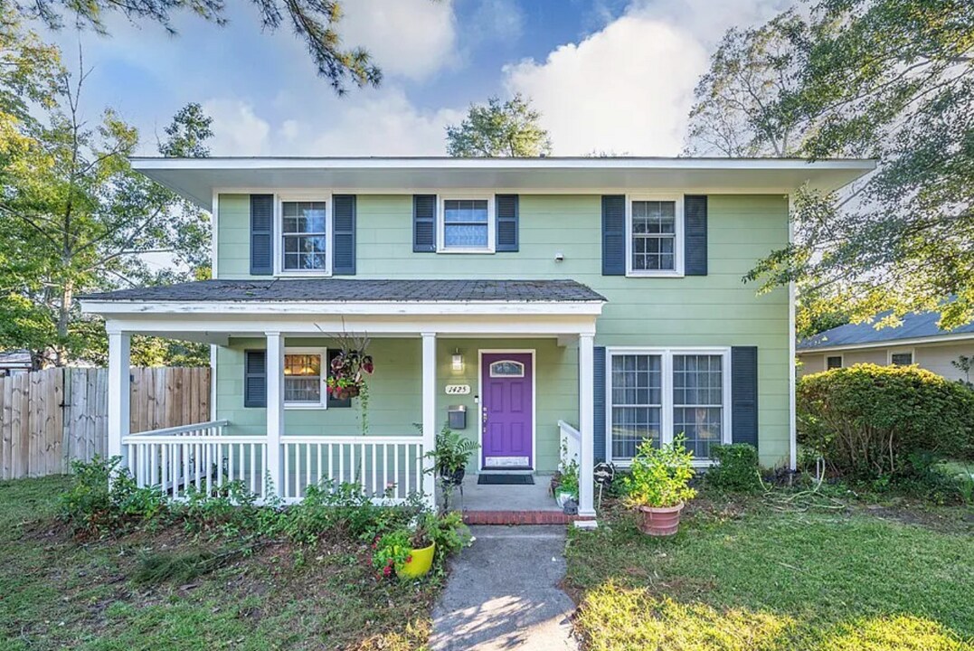 1425 E 52nd St in Savannah, GA - Building Photo