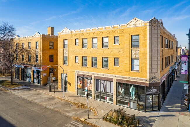 2635-2639 W Devon Ave