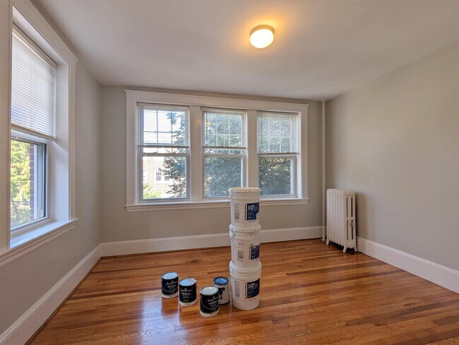 153 Summer St, Unit 309 in Somerville, MA - Building Photo - Building Photo