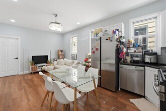 17 Troy St in Jersey City, NJ - Building Photo - Building Photo