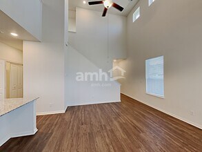 2709 Wolfcreek in New Braunfels, TX - Foto de edificio - Building Photo