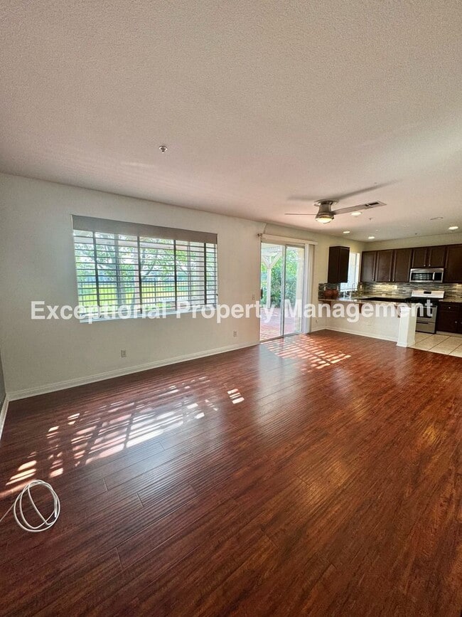 6138 Greensboro Wy in Fontana, CA - Building Photo - Building Photo