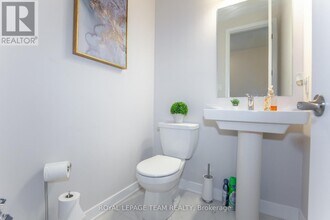 1021 Cottontail Walk in Ottawa, ON - Building Photo - Building Photo