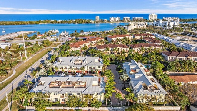 3770 County Line Rd in Tequesta, FL - Building Photo - Building Photo