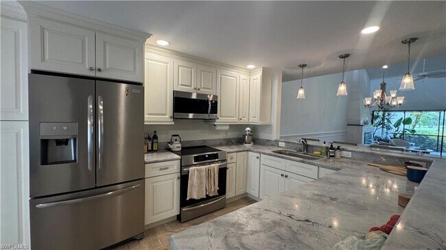 640 Augusta Blvd in Naples, FL - Foto de edificio - Building Photo