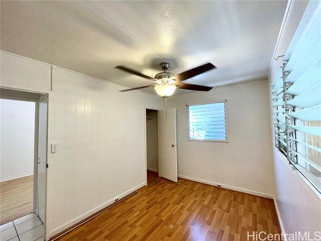 1279 Manulani St in Kailua, HI - Foto de edificio - Building Photo