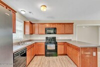 214 Bonanza Dr photo'