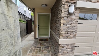 2274 Edendale Pl in Los Angeles, CA - Building Photo - Building Photo