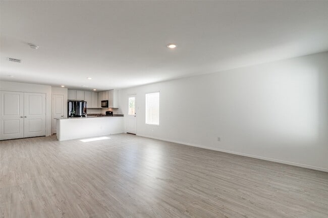 12020 Arabian Rd in Aubrey, TX - Building Photo - Building Photo