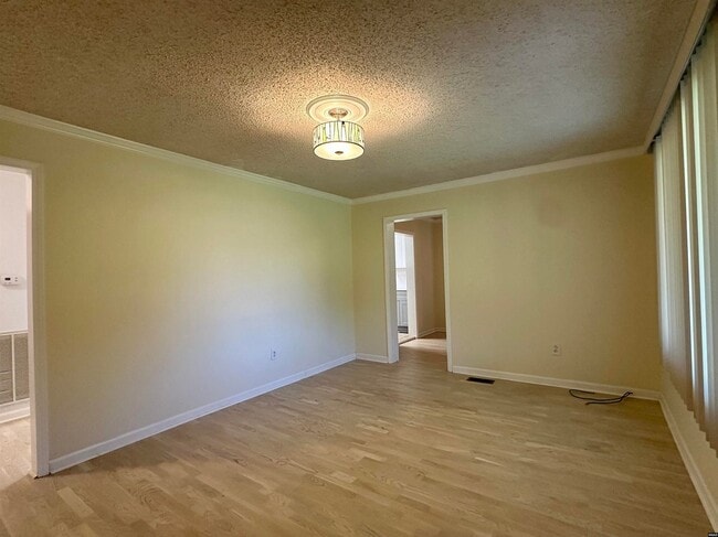 2550 Old Highway 69 in Camden, TN - Foto de edificio - Building Photo