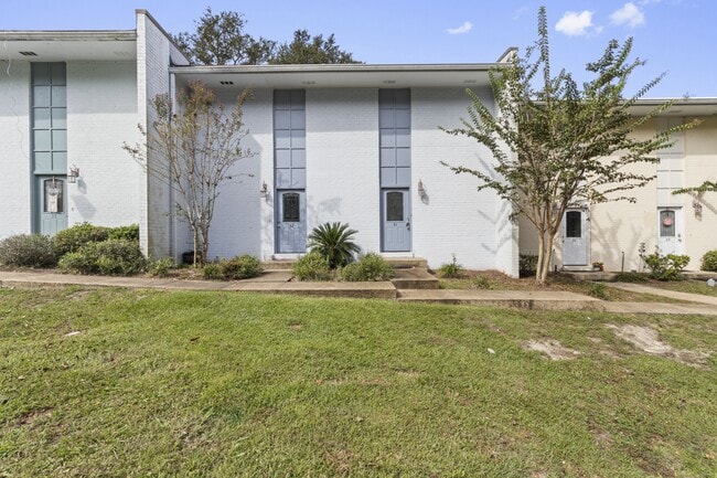 property at 3230 Cumberland Rd