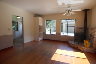 6500 Hwy 9-Unit -B in Felton, CA - Building Photo - Building Photo