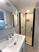 17 Crowell St in Hempstead, NY - Building Photo - Building Photo