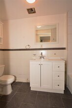 976 Greene Ave in Brooklyn, NY - Building Photo - Building Photo