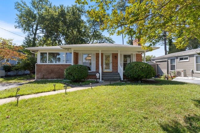property at 627 Walnut Ave