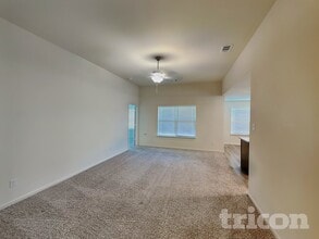 204 Micah Ln in Ferris, TX - Building Photo - Building Photo