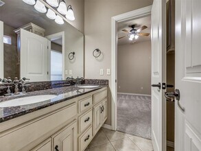 3117 Summit Crossing Pkwy in Norman, OK - Building Photo - Building Photo