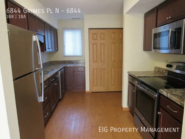 6844 Grimes Pl N in Brooklyn Center, MN - Building Photo - Building Photo