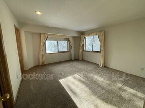 5605 N Northwood Dr in Spokane, WA - Building Photo - Building Photo