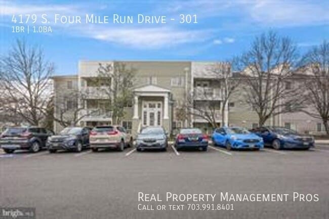 4179 S Four Mile Run Dr in Arlington, VA - Building Photo - Building Photo