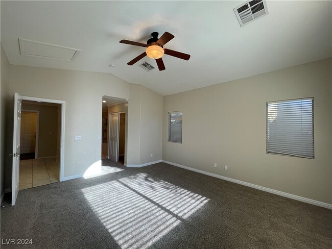 985 Blossom Meadows Pl in Henderson, NV - Building Photo - Building Photo