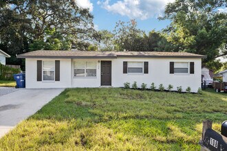 108 Lillian St in Minneola, FL - Building Photo - Building Photo