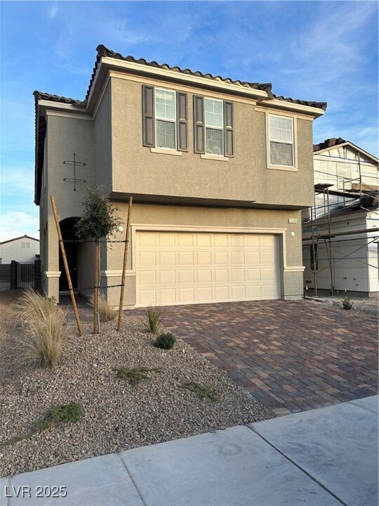 6948 Wildhorse Crk St in North Las Vegas, NV - Building Photo