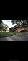 1 Moon River Ct in Savannah, GA - Building Photo