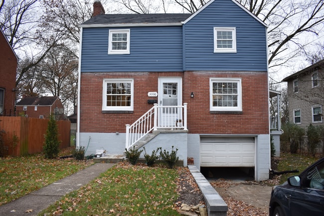 3936 Greensburg Pike in Pittsburgh, PA - Building Photo - Building Photo