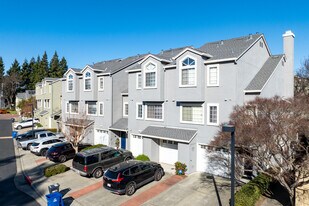 Element in Hayward, CA - Building Photo