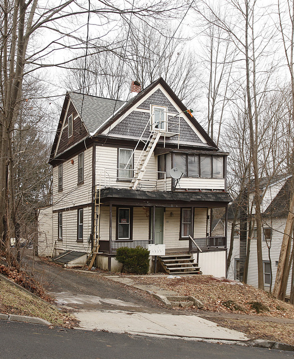 36 Cherry St in Oneonta, NY - Building Photo