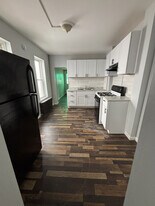 751 Roebling Ave, Unit 1 in Trenton, NJ - Building Photo