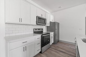 75 Forester Ave, Unit 226 in Warwick, NY - Building Photo - Building Photo