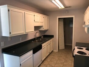 566 Mockingbird Cir in Brandon, MS - Building Photo - Building Photo