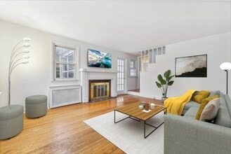 5-08-8 Essex Pl in Fair Lawn, NJ - Building Photo - Building Photo