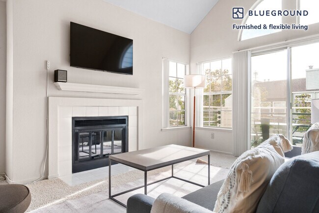 541 Cutwater Ln, Unit FL2-ID970 in Foster City, CA - Building Photo - Building Photo