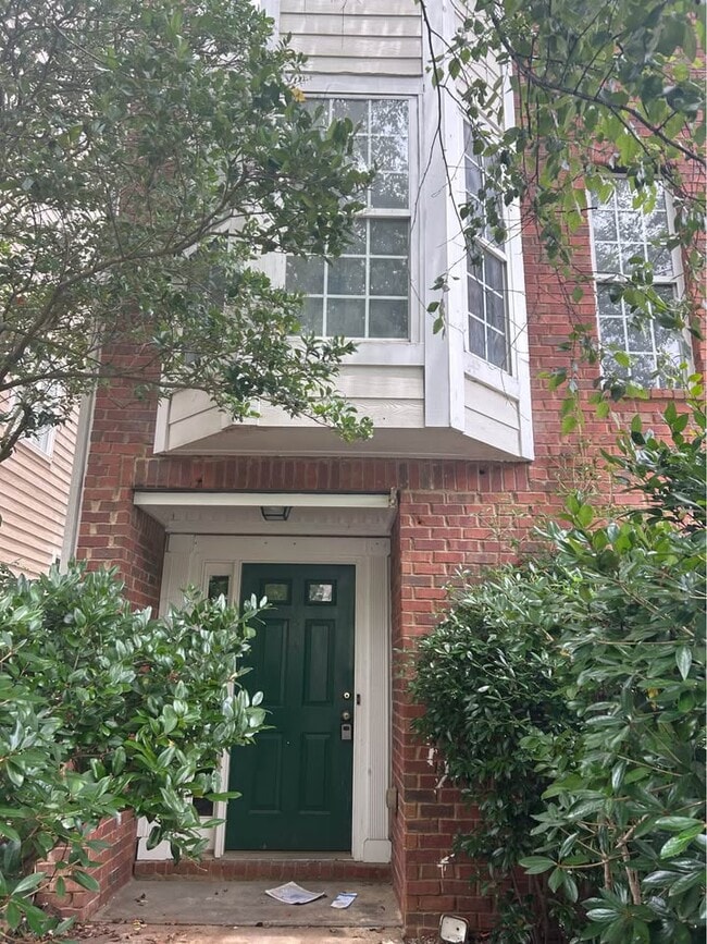 property at 1382 Vintage Pointe Dr